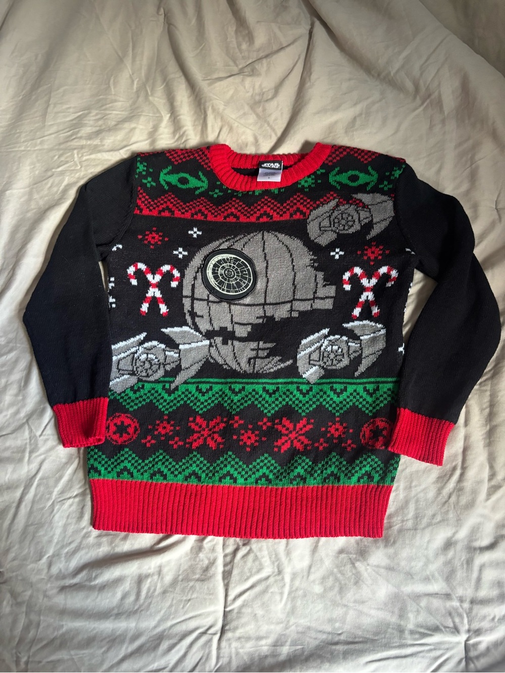 Star Wars Black, Red & Green Holiday Crewneck Sweater Youtu Small